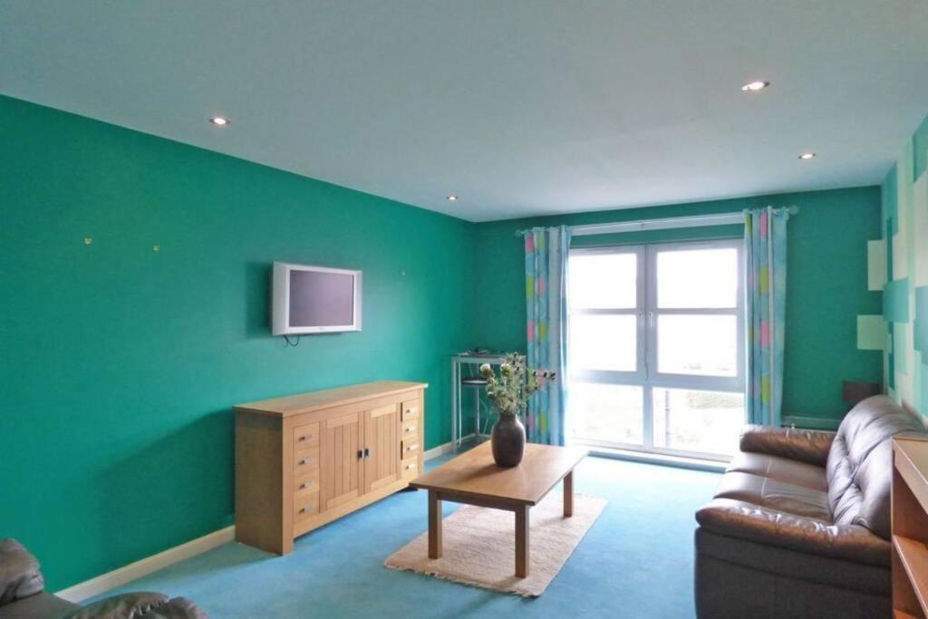 Comfortable, Self Contained 2 Double Beds Town Apartment Near Pittodrie Stadium 애버딘 외부 사진